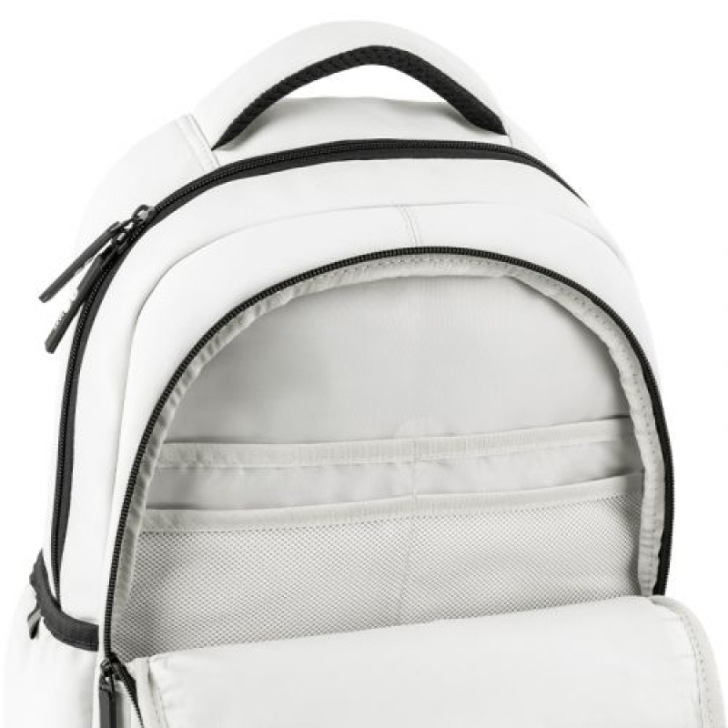 Рюкзак GoPack Education 183 світло-сірий (39,5x28x15 см)