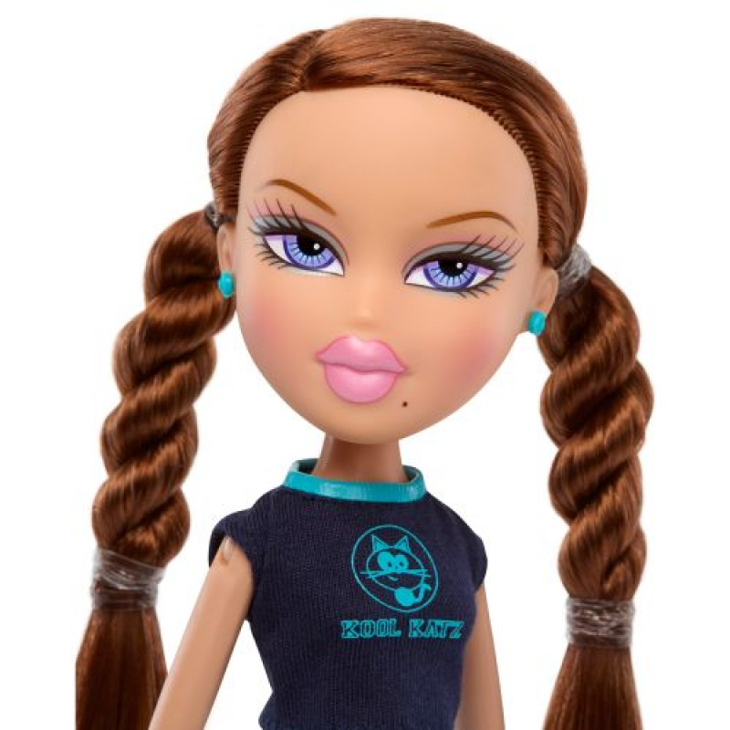 Ігровий набір Bratz серії Play Sportz – Футболістка Роксі