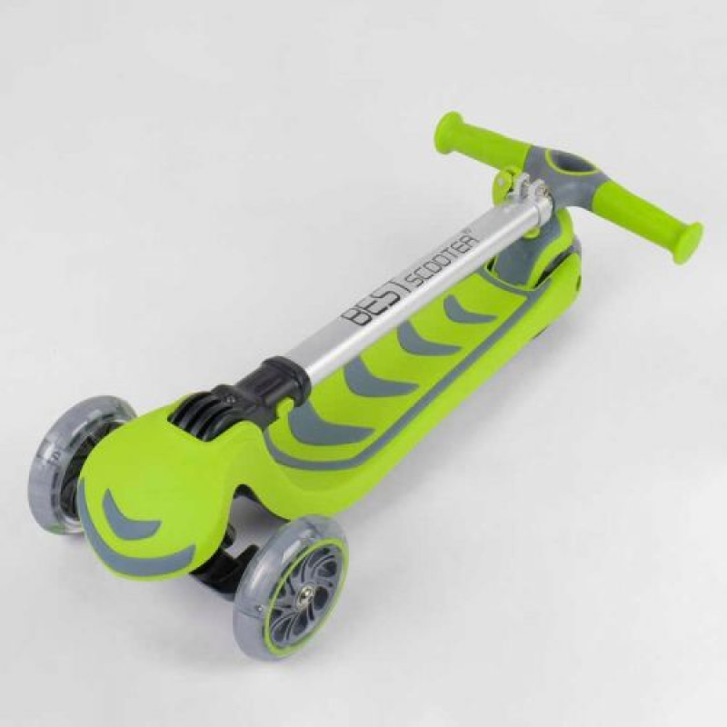 Самокат триколісний 46987 (4) Best Scooter, САЛАТОВИЙ, складне алюмінієве кермо, 4 колеса PU зі світлом, d = 12 см